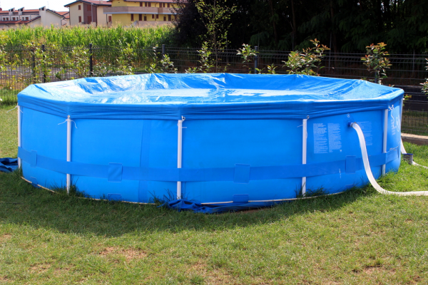 above ground pool maintenance service